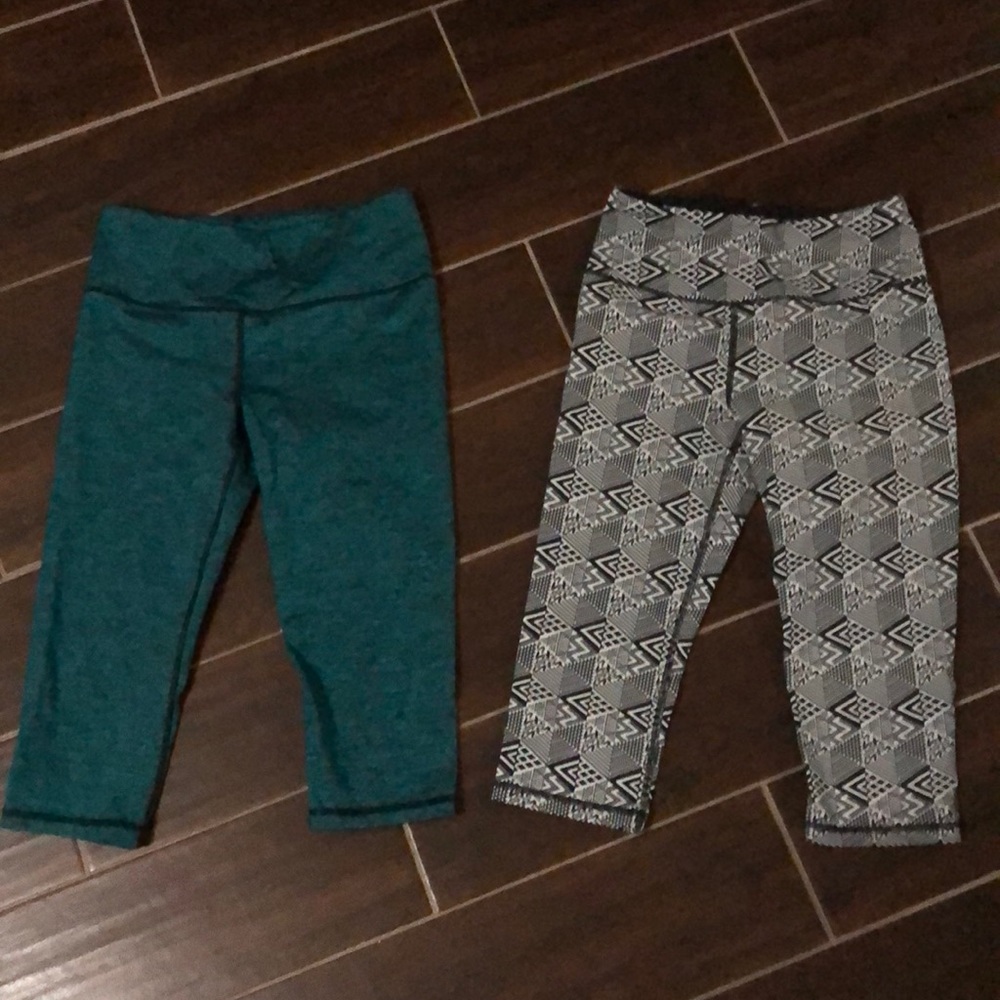 Lot Of 2 Victorias Secret VSX Sport Knockout Crops
